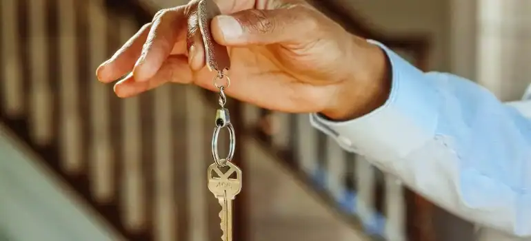Explore in detail the real estate market in LA to set a competitive price for your sublet apartment.