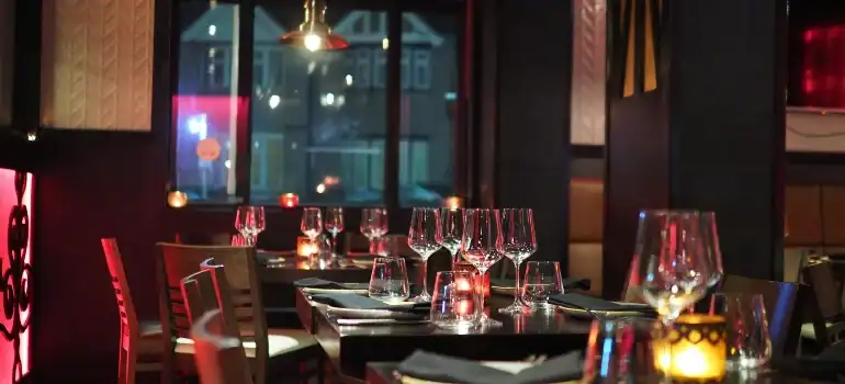 Restaurants in Glendale are not only beautiful but you can find those with amazing dishes and affordable prices