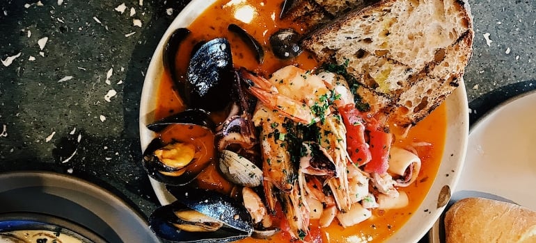 If you are a seafood lover, just follow our foodie’s guide to San Francisco.