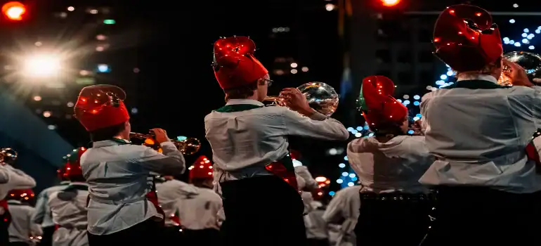 Holiday celebration at the Long Beach Towne Center is rightfully considered to be one of the best free Christmas family events in LA