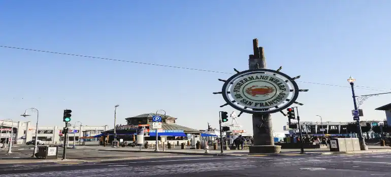 If you are looking for seaside outdoor activities in San Francisco, Fisherman Wharf is the place for you