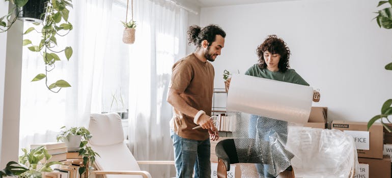 Among many packing tips for large families moving to Los Angeles. packing one room at a time stands as one of the most practical ones.