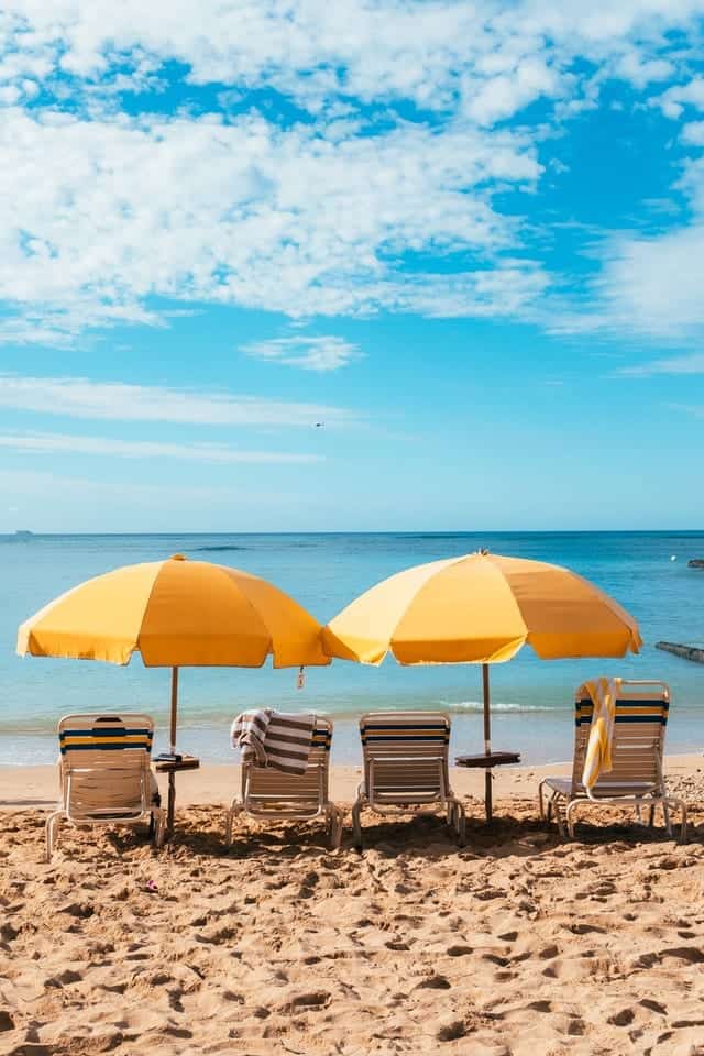 Weather and beach days are some of the biggest pros of living in Sherman Oaks