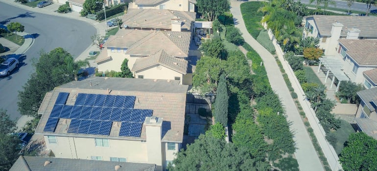 One of the fastest-growing real estate trends in Los Angeles is the purchase of eco-friendly houses, with solar panels, surrounded by greenery, built from environmentally friendly materials.