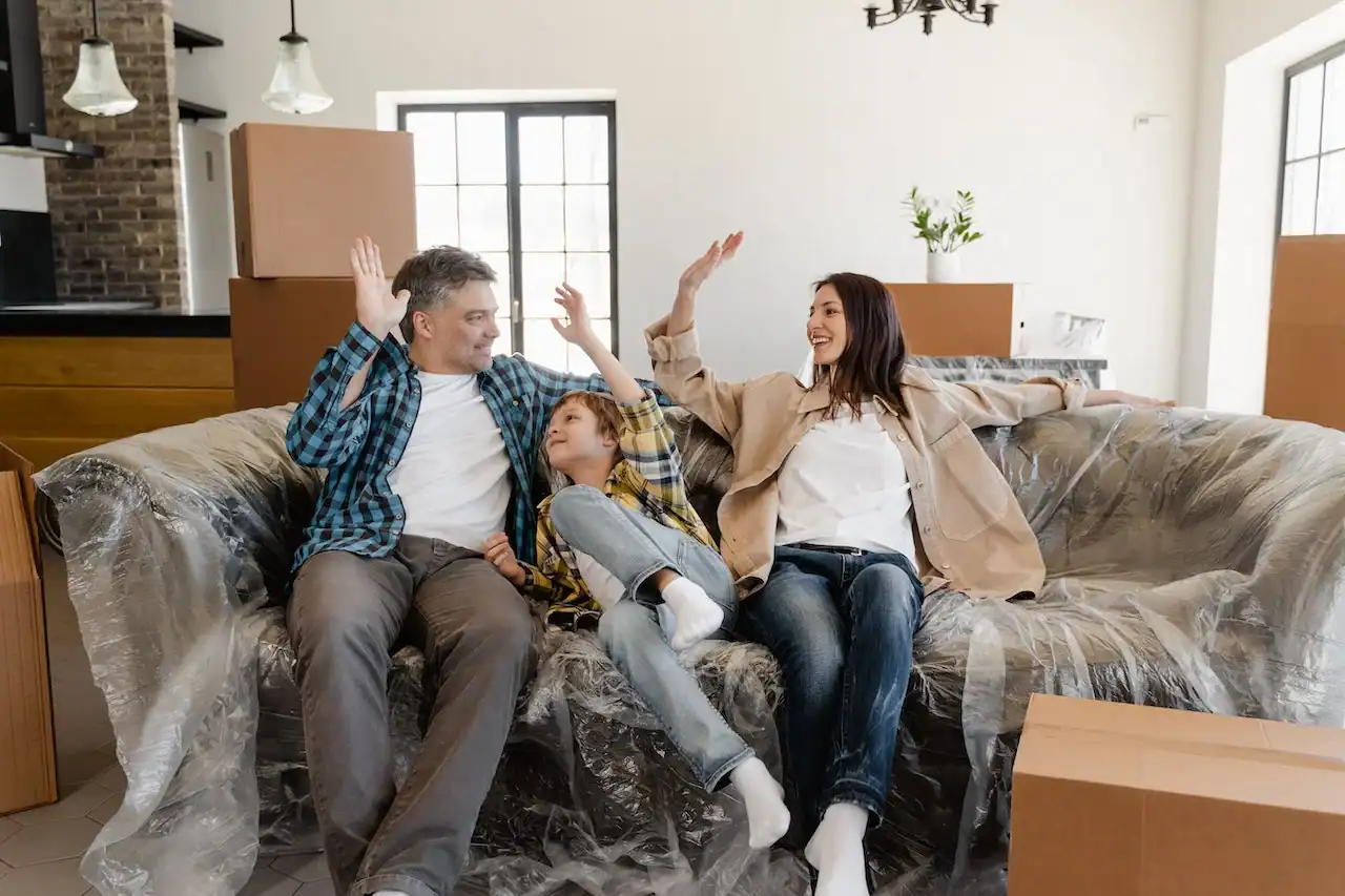 Moving from Pasadena to Anaheim, CA: A Family-Friendly Adventure