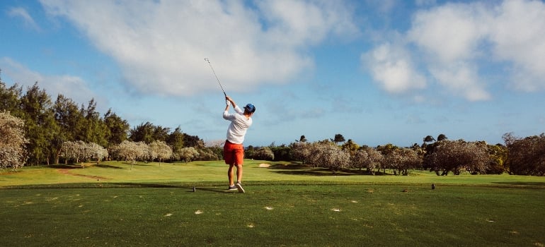 If you or your significant other love golfing, then Palos Verdes Estates is the place for you.
