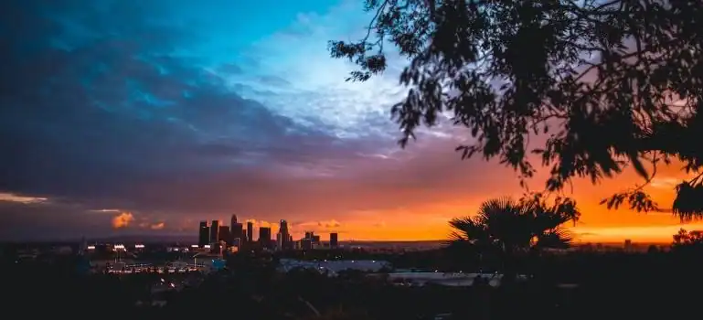 One of the greatest neighborhoods for buying a house in LA is surely Sherman Oaks.