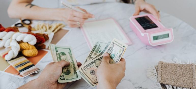 All the cross-state moves from Los Angeles are much easier when you get straight with your budget in advance