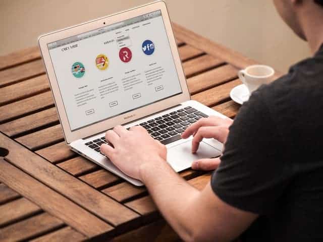 Get your laptop and start searching for the most affordable movers in Los Angeles. Take some time- this will surely pay off