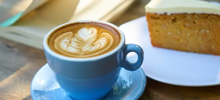 You can enjoy coffee while working in some of nice cafes in LA County