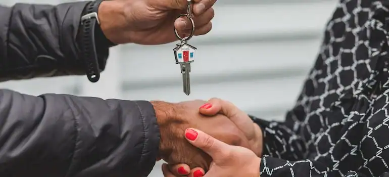 Despite being very appealing, buying a second home in the Bay Area has its cons
