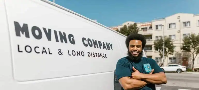 One of the first moving services to consider when moving locally in LA are local moving services!
