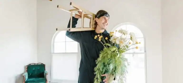 Hiring reliable commercial movers is your best choice when moving your office or business in LA.