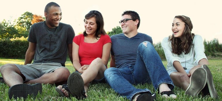 We believe that you have friends who would help you with a DIY move, but be careful because sometimes a DIY move can have unaexpected big costs!
