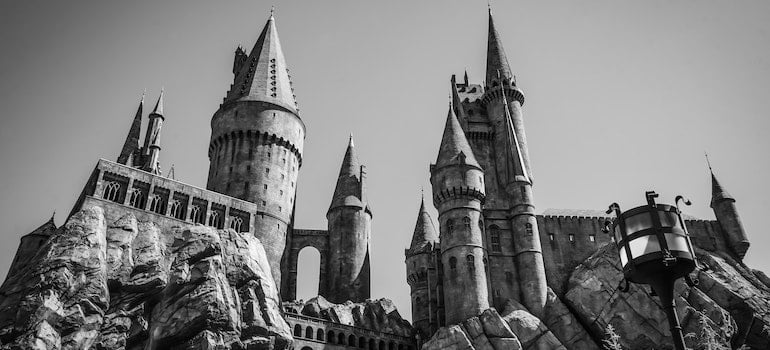If you recognize this building, we recommend that you pay a visit to Universal Studios Hollywood!