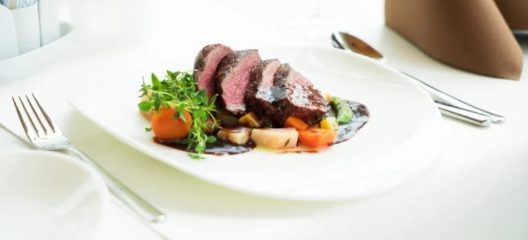 If you wish to cool down and rejuvenate in LA in the summer months, visiting the city’s restaurants is a tasty option!