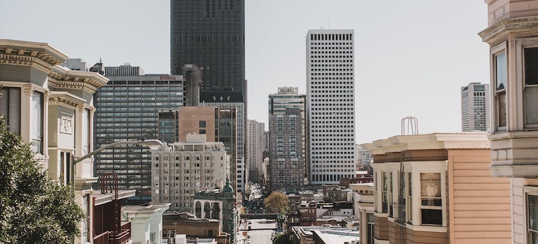 Researching building-specific policies and street parking rules helps you ensure a less stressful move when moving into high-rise buildings in San Francisco