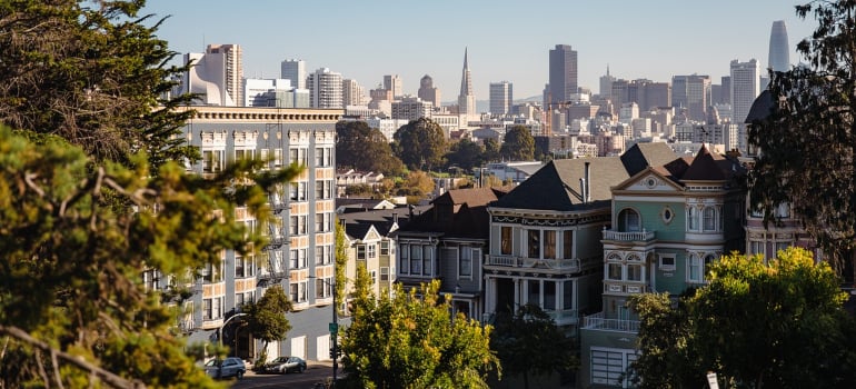 Burlingame is considered one of the most luxurious places to live in the SF Bay Area.
