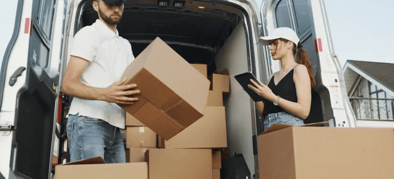 Hiring professionals can help you spend summer after the Bay Area relocation since they do all the work!