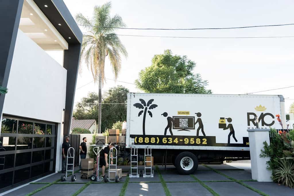 Royal Moving & Storage Local Movers